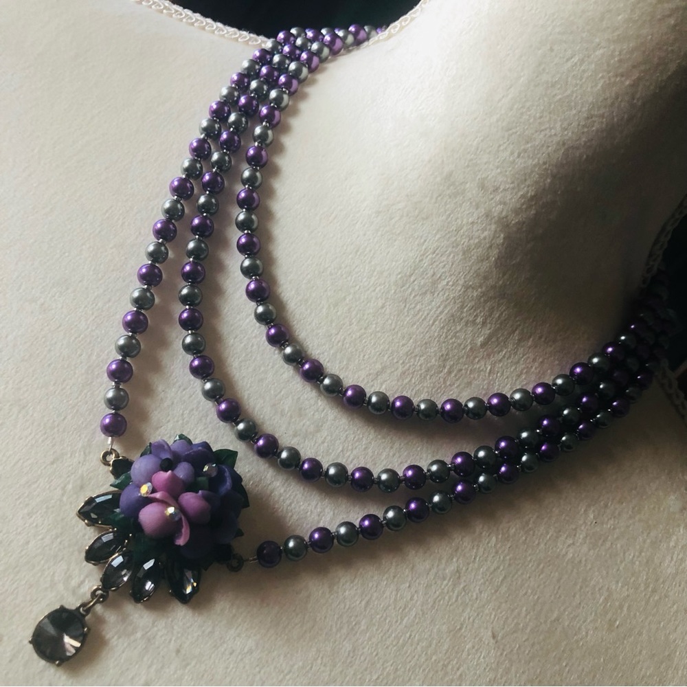 Handcrafted repurpose floral cluster stone pendant Czech glass Pearl necklace